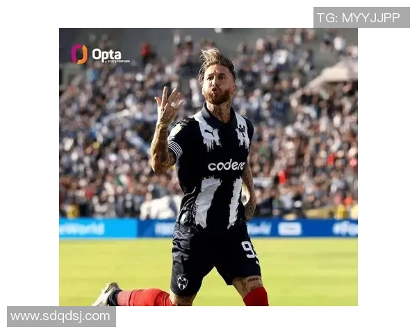 现役足球明星老将实力对比与排名分析探讨 现役足球明星老将实力对比与排名分析探讨