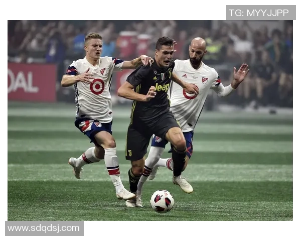 足球明星壁纸保存技巧分享让你的手机桌面焕然一新